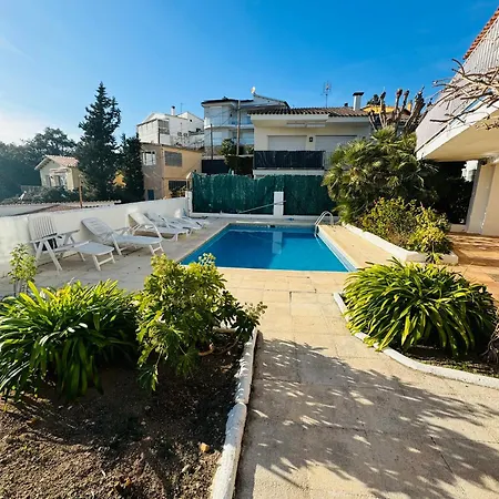 Exclusiva Casa Con Vistas Despejadas Al Mar Y Piscina Privada Lloret de Mar Exterior photo