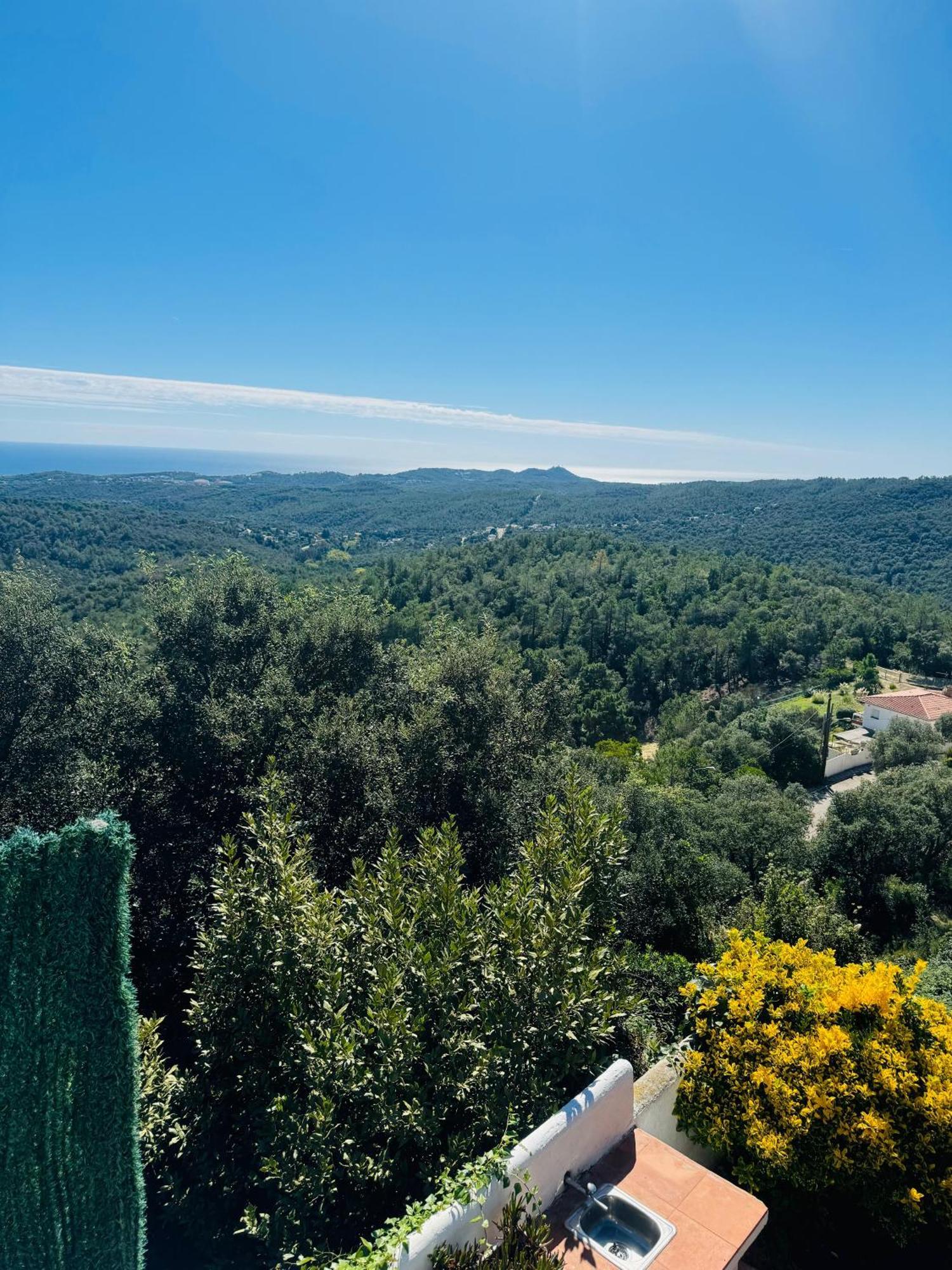 Exclusiva Casa Con Vistas Despejadas Al Mar Y Piscina Privada